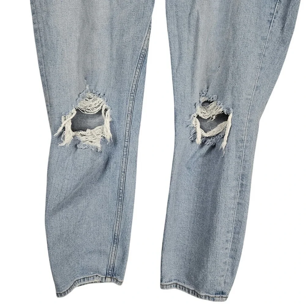 Abercrombie & Fitch The Mom‎ High Rise Jeans Womens 18L Light Wash Distressed